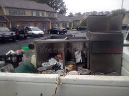 Moving and Downsizing Cleanouts in Milford City, CT