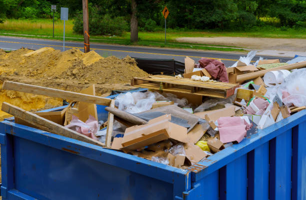 Best Yard Waste Removal  in Milford City, CT